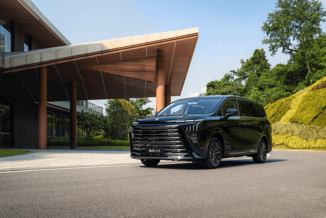 移动大平层解锁露营新生活冰球突破风行星海V9：(图1)